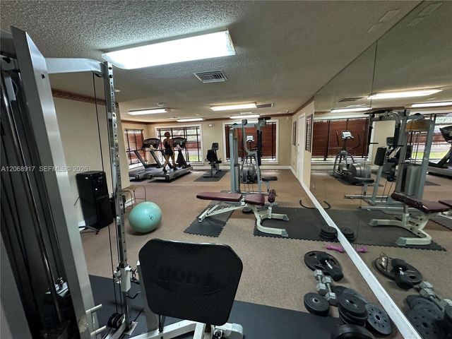4221 W Mcnab Road 35, Pompano Beach, FL 33069