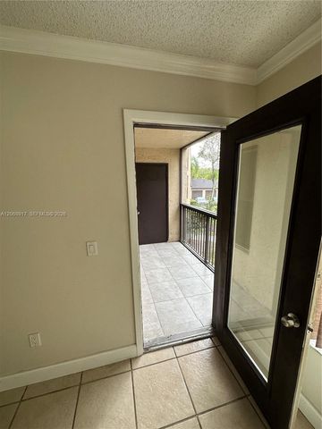 4221 W Mcnab Road 35, Pompano Beach, FL 33069