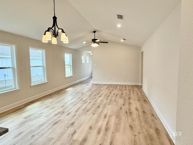 2022 W Union Avenue, Loxley, AL 36551