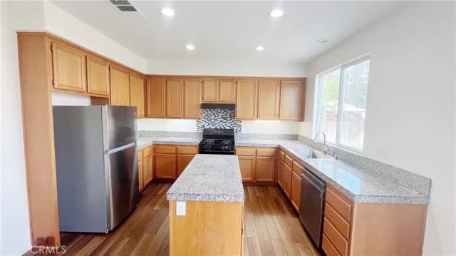 28728 Lantern Park, Menifee, CA 92584