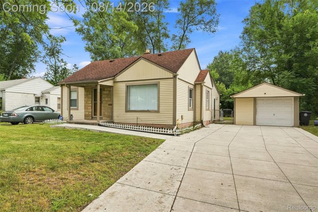 19346 Angling Street, Livonia, MI 48152