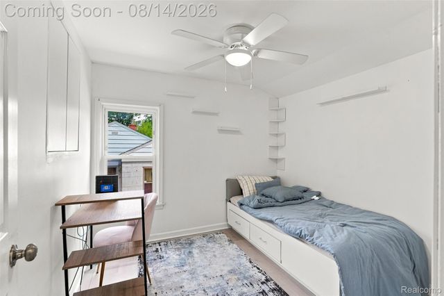 19346 Angling Street, Livonia, MI 48152