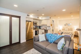 22 Hancock St 102, Boston, MA 02114