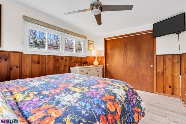 18 W Shawnee Trl, Jefferson Twp., NJ 07885