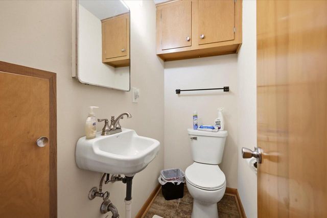 1000 Brewster AVENUE, Beloit, WI 53511