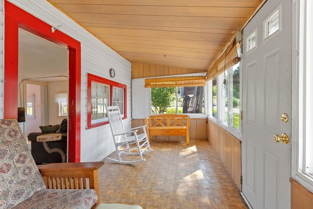32 Ells Road, Hampstead, NH 03841