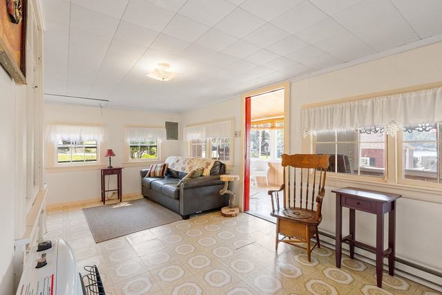 32 Ells Road, Hampstead, NH 03841