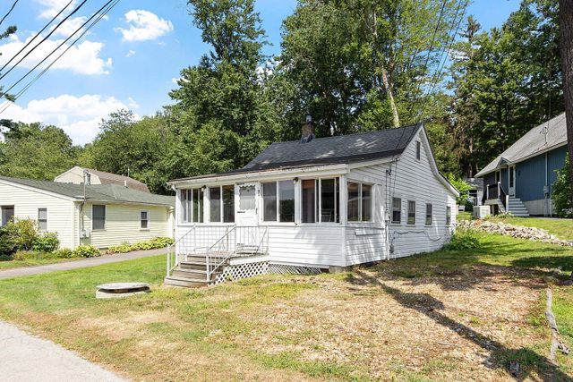 32 Ells Road, Hampstead, NH 03841