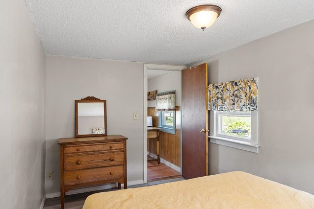 32 Ells Road, Hampstead, NH 03841