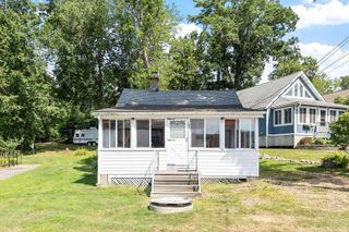 32 Ells Road, Hampstead, NH 03841