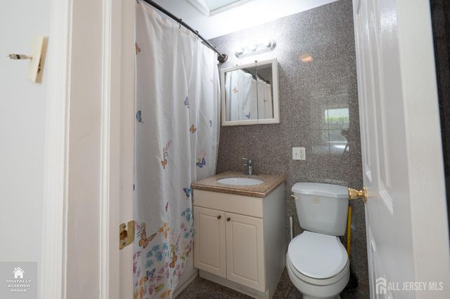 369 Fairview Avenue, Colonia, NJ 07067