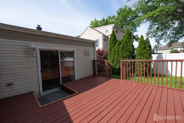 369 Fairview Avenue, Colonia, NJ 07067