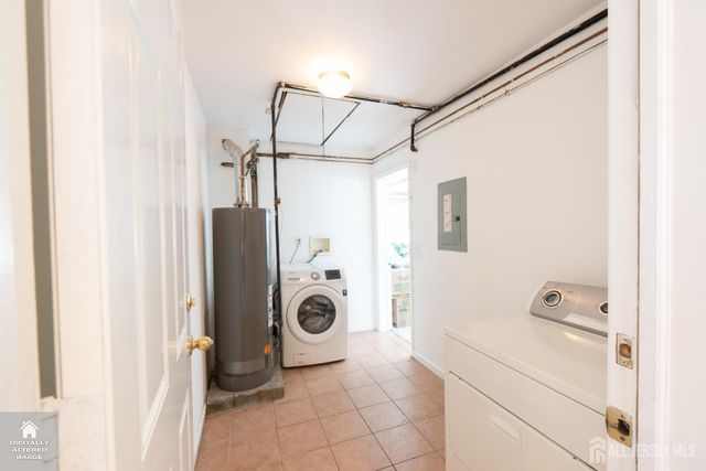 369 Fairview Avenue, Colonia, NJ 07067