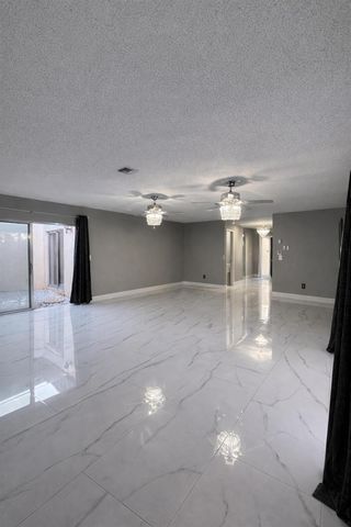 6770 Dupere Lane, Lake Worth, FL 33467