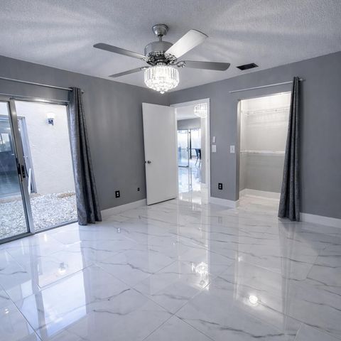 6770 Dupere Lane, Lake Worth, FL 33467
