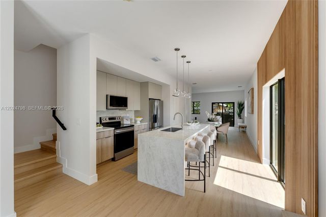 1917 NW 17 Street A, Miami, FL 33125