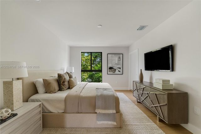 1917 NW 17 Street A, Miami, FL 33125