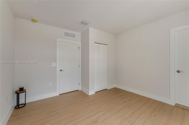 1917 NW 17 Street A, Miami, FL 33125
