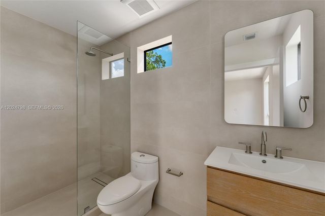 1917 NW 17 Street A, Miami, FL 33125