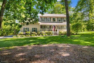 7 Lighthouse Cir, Jefferson Twp., NJ 07849
