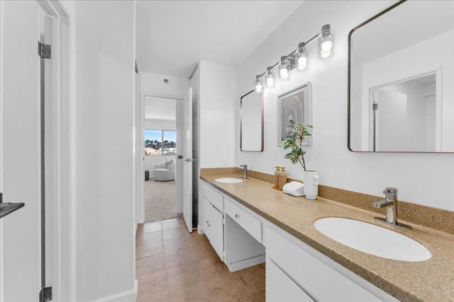 353 Philip Drive 304, Daly City, CA 94015