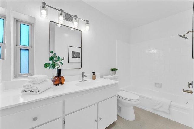 353 Philip Drive 304, Daly City, CA 94015