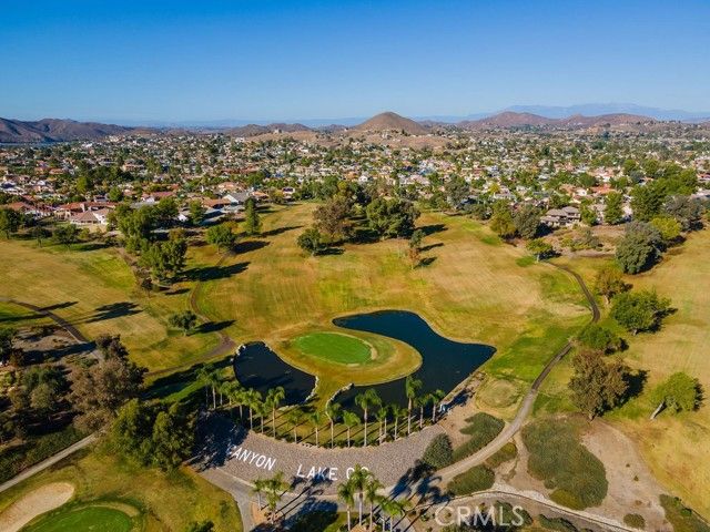 22780 Skylink, Canyon Lake, CA 92587