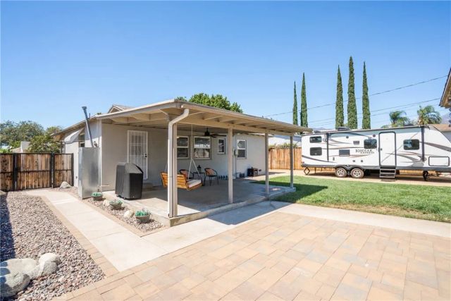 686 N Ukiah Way, Upland, CA 91786