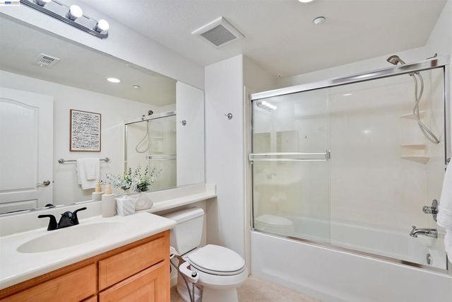 49002 Cinnamon Fern Common 427, Fremont, CA 94539