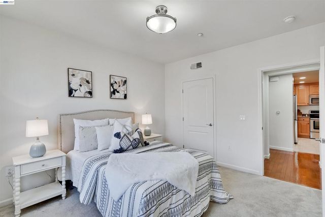 49002 Cinnamon Fern Common 427, Fremont, CA 94539