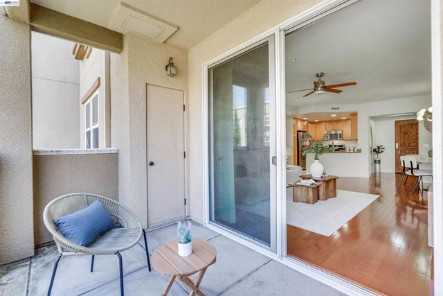 49002 Cinnamon Fern Common 427, Fremont, CA 94539