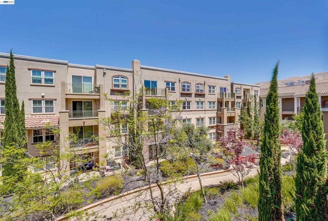 49002 Cinnamon Fern Common 427, Fremont, CA 94539