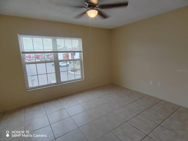 1044 82ND TERRACE N 1044C, St Petersburg, FL 33702