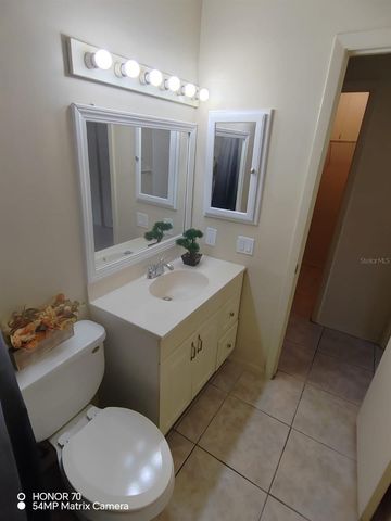 1044 82ND TERRACE N 1044C, St Petersburg, FL 33702