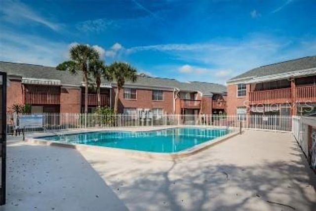 1044 82ND TERRACE N 1044C, St Petersburg, FL 33702