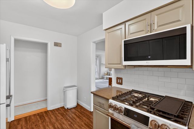 1758 Breton Road SE, East Grand Rapids, MI 49506