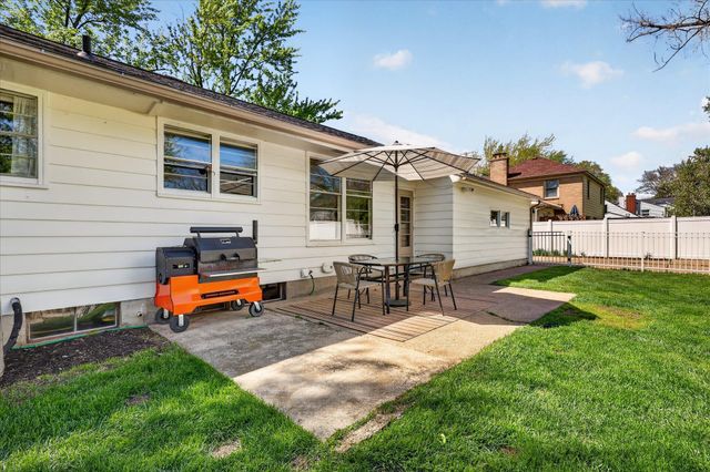 1758 Breton Road SE, East Grand Rapids, MI 49506