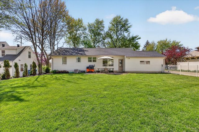 1758 Breton Road SE, East Grand Rapids, MI 49506