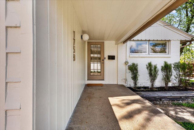1758 Breton Road SE, East Grand Rapids, MI 49506