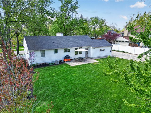 1758 Breton Road SE, East Grand Rapids, MI 49506
