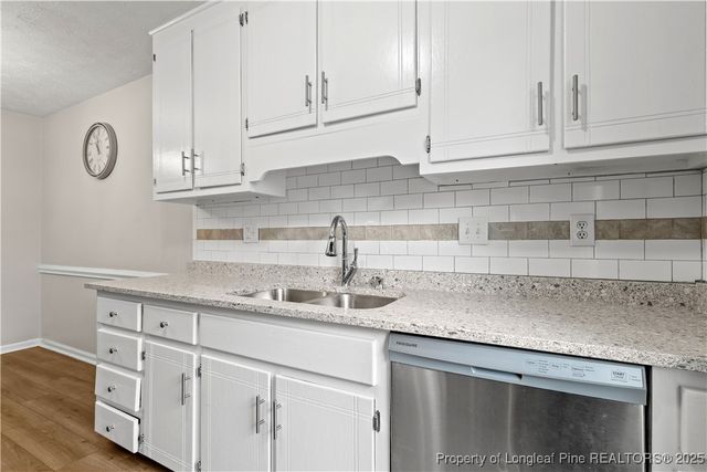 725 Mosswood Lane, Fayetteville, NC 28311