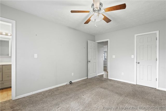 725 Mosswood Lane, Fayetteville, NC 28311