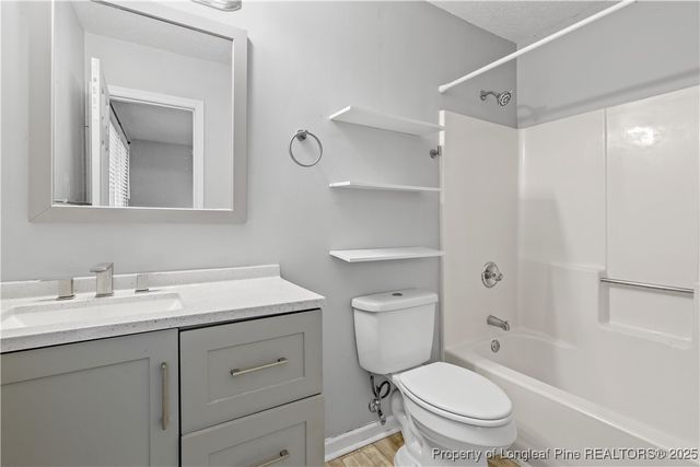 725 Mosswood Lane, Fayetteville, NC 28311