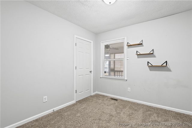 725 Mosswood Lane, Fayetteville, NC 28311