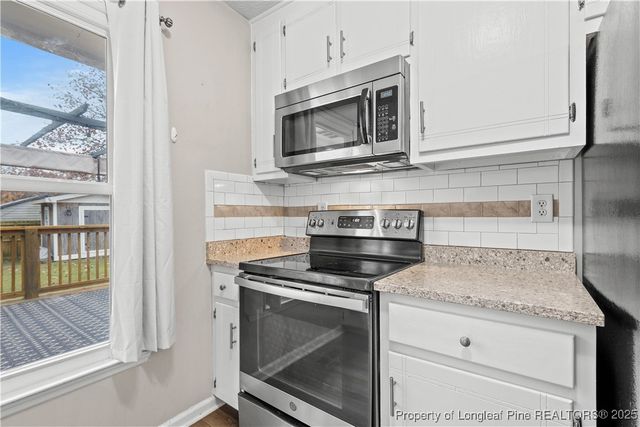 725 Mosswood Lane, Fayetteville, NC 28311