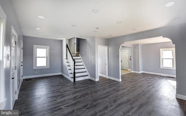 304 E CLEMENTS BRIDGE RD, Runnemede, NJ 08078