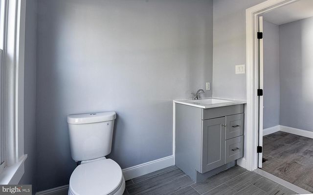 304 E CLEMENTS BRIDGE RD, Runnemede, NJ 08078