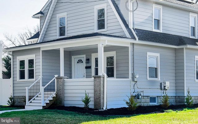 304 E CLEMENTS BRIDGE RD, Runnemede, NJ 08078