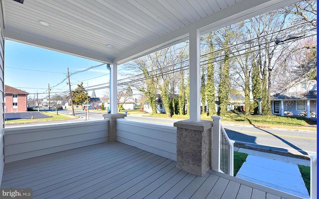 304 E CLEMENTS BRIDGE RD, Runnemede, NJ 08078