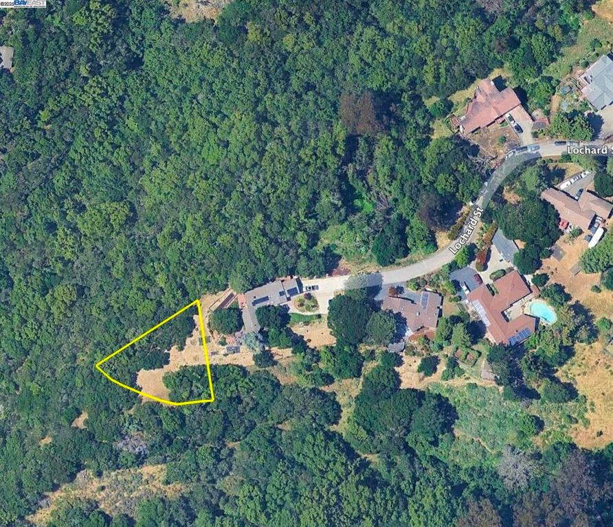 Lochard St, Oakland, CA 94605